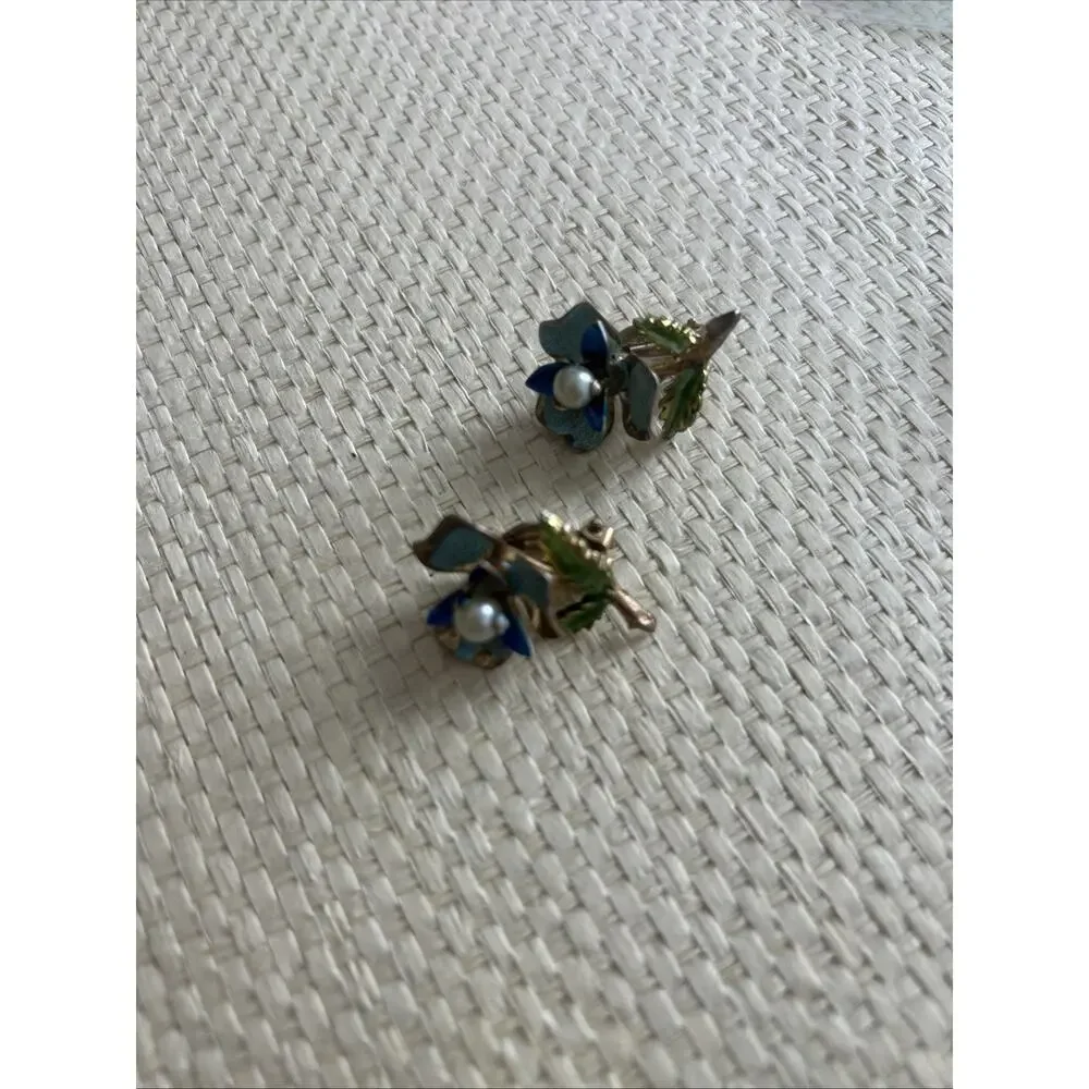 Vintage 1950s Enamel Flower Bouquet Brooch Pin & EARRINGS Blue Pearl‎ Gold Tone